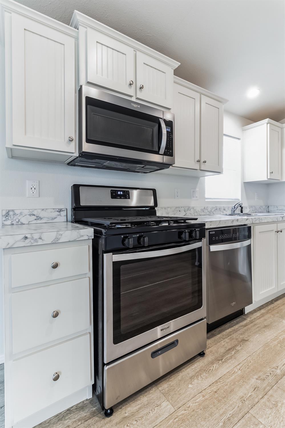 820 S Chinowth St. #74, Visalia, CA 93277