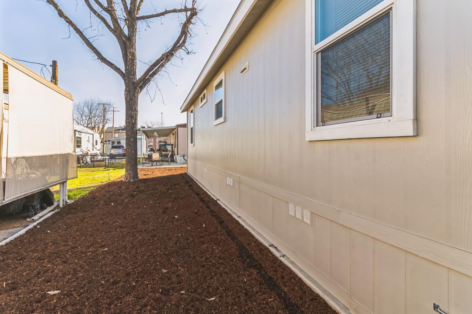 820 S Chinowth St. #74, Visalia, CA 93277