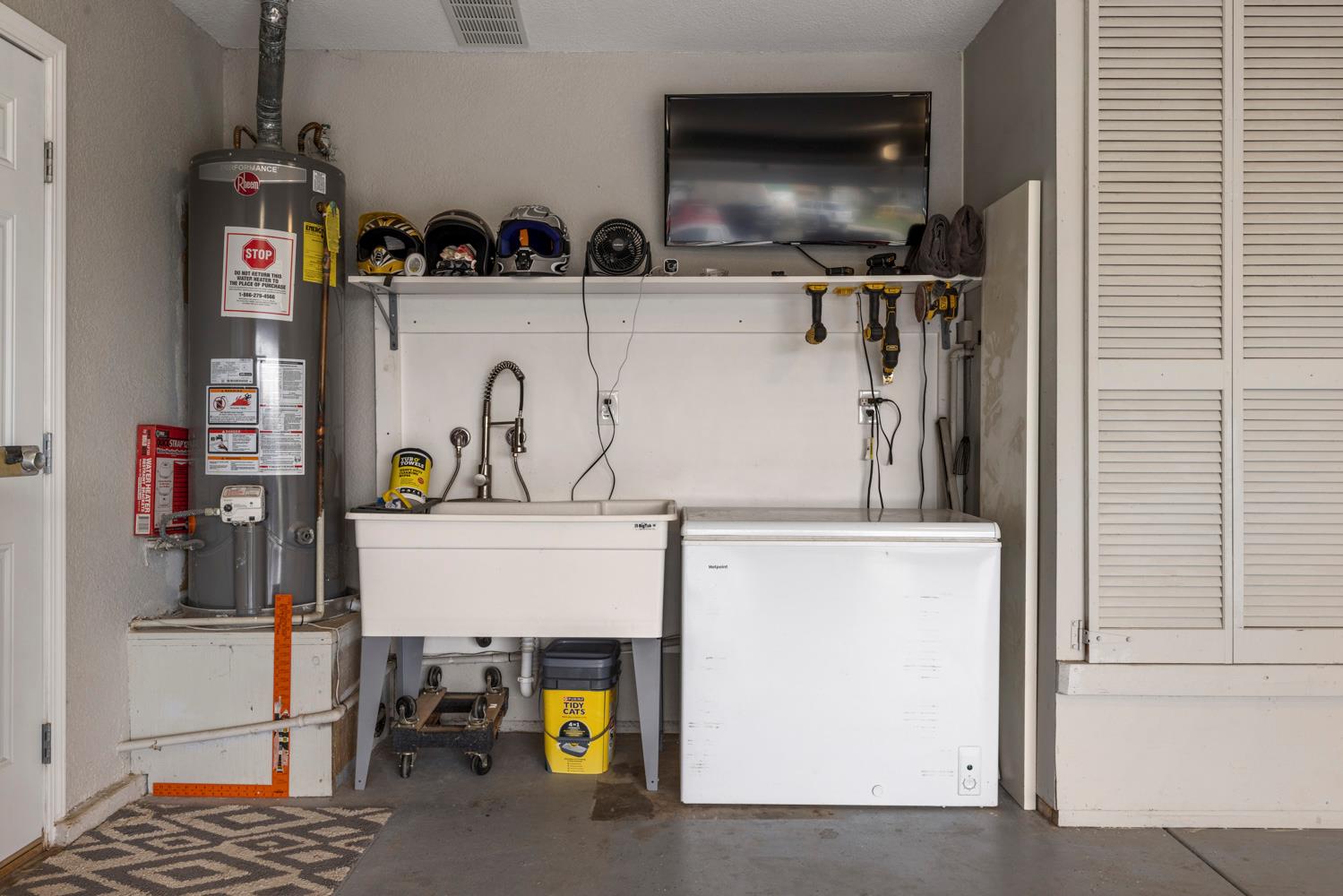 8686 Onyx Ct, Hilmar, CA 95324