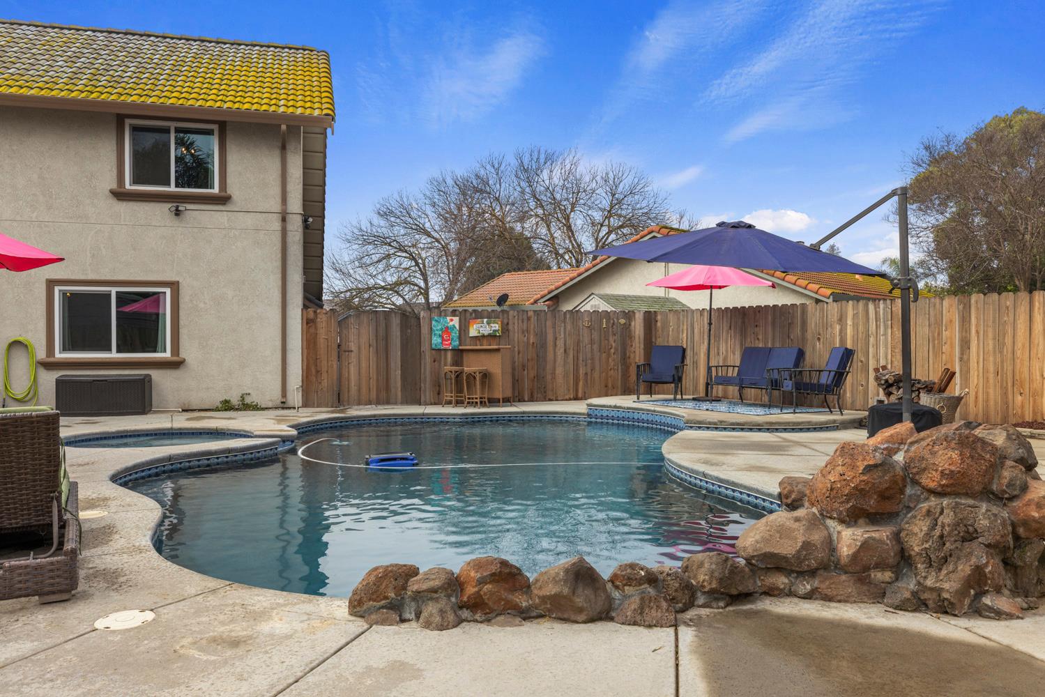 8686 Onyx Ct, Hilmar, CA 95324