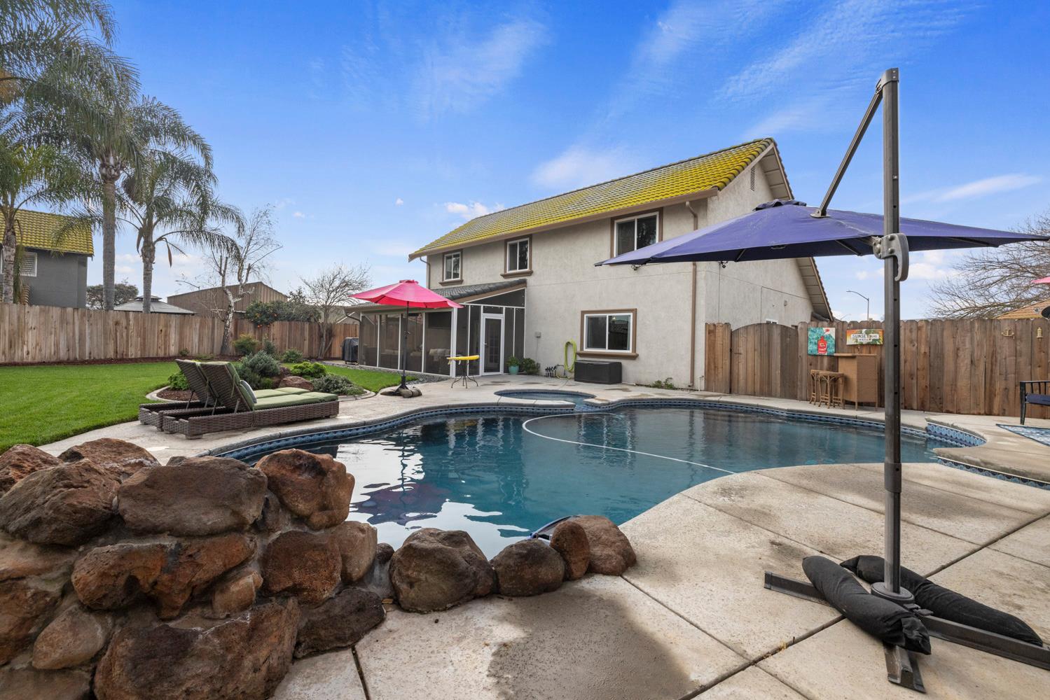 8686 Onyx Ct, Hilmar, CA 95324