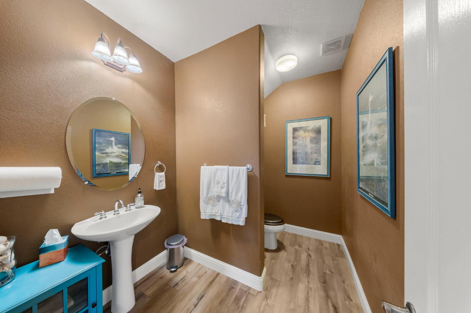 4021 Calais Ct, Modesto, CA 95356