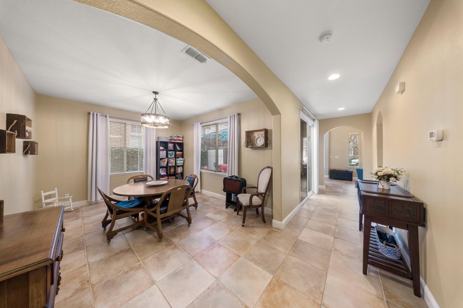 4021 Calais Ct, Modesto, CA 95356