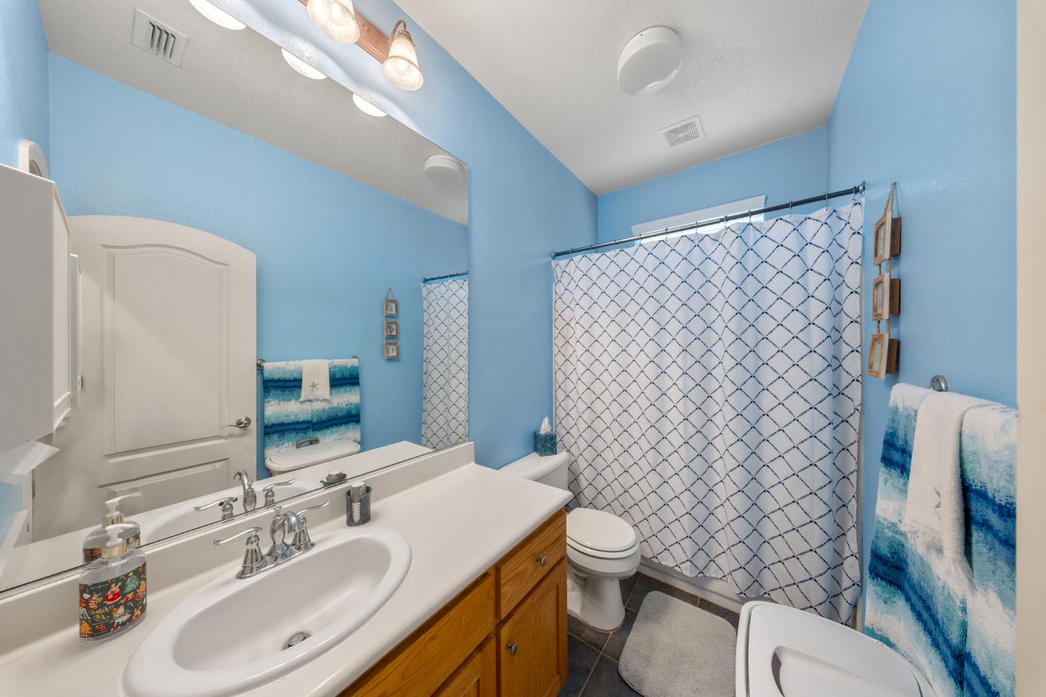 4021 Calais Ct, Modesto, CA 95356