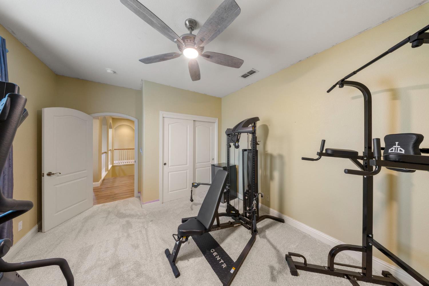 4021 Calais Ct, Modesto, CA 95356