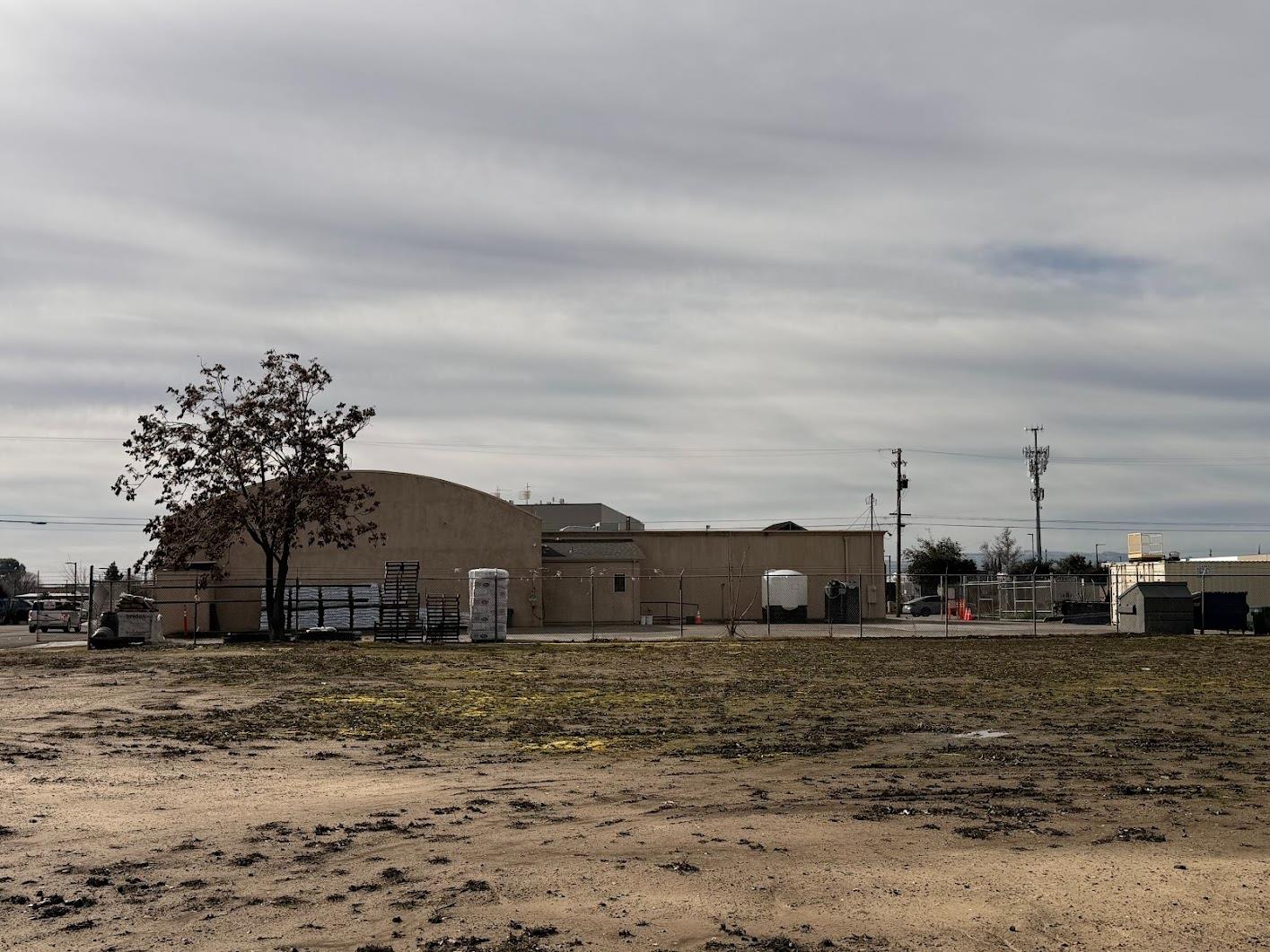 1160 G St, Los Banos, CA 93635