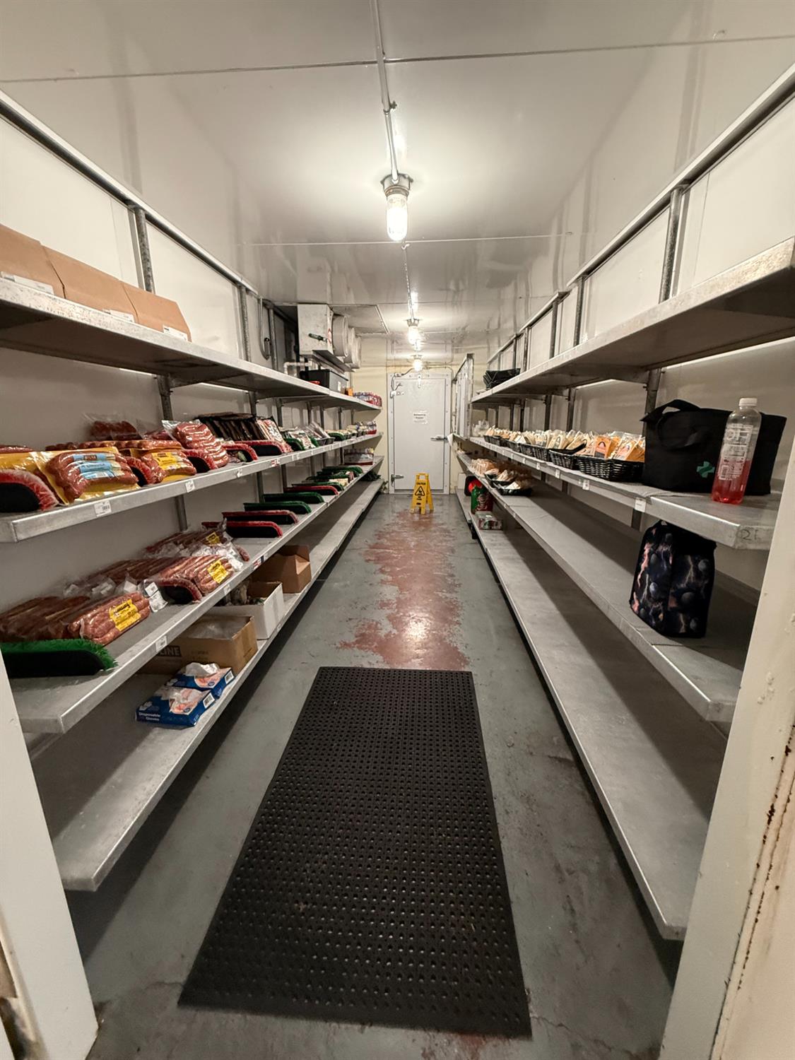 1160 G St, Los Banos, CA 93635