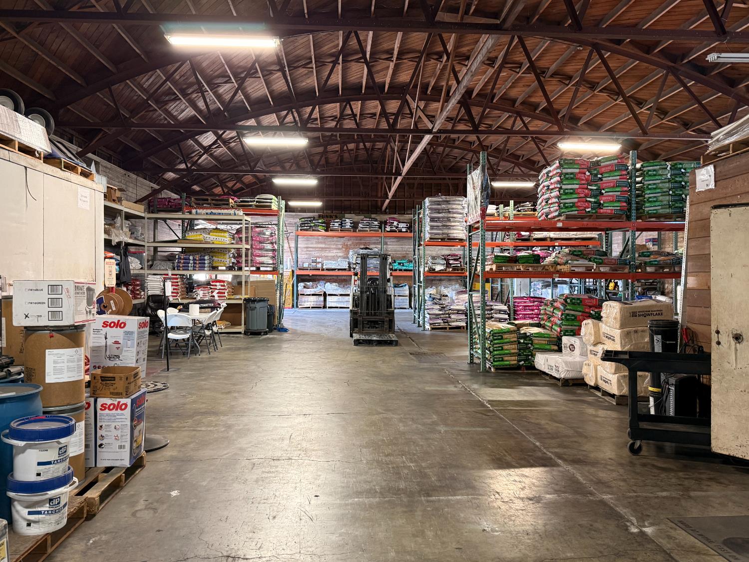 1160 G St, Los Banos, CA 93635