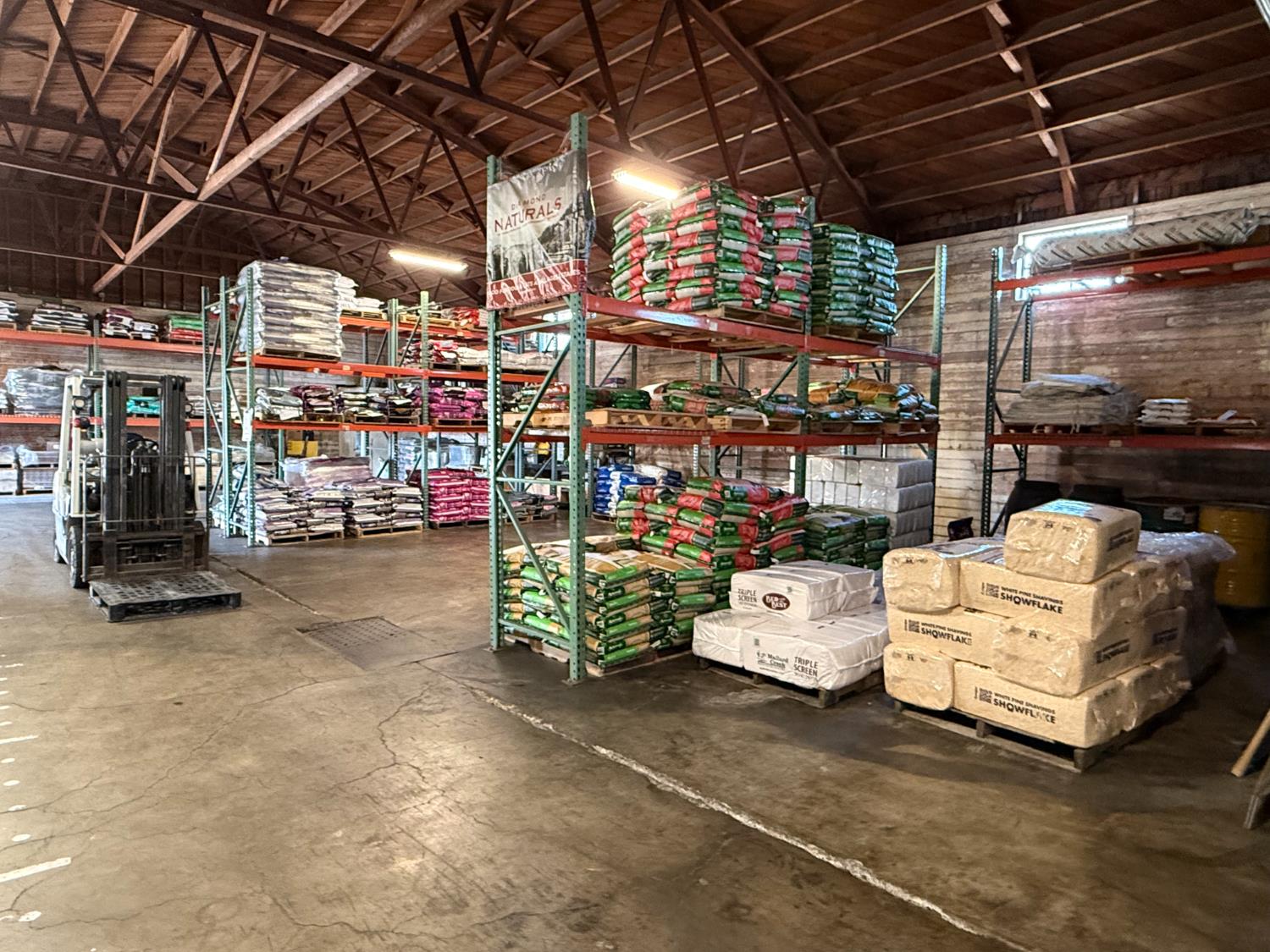 1160 G St, Los Banos, CA 93635