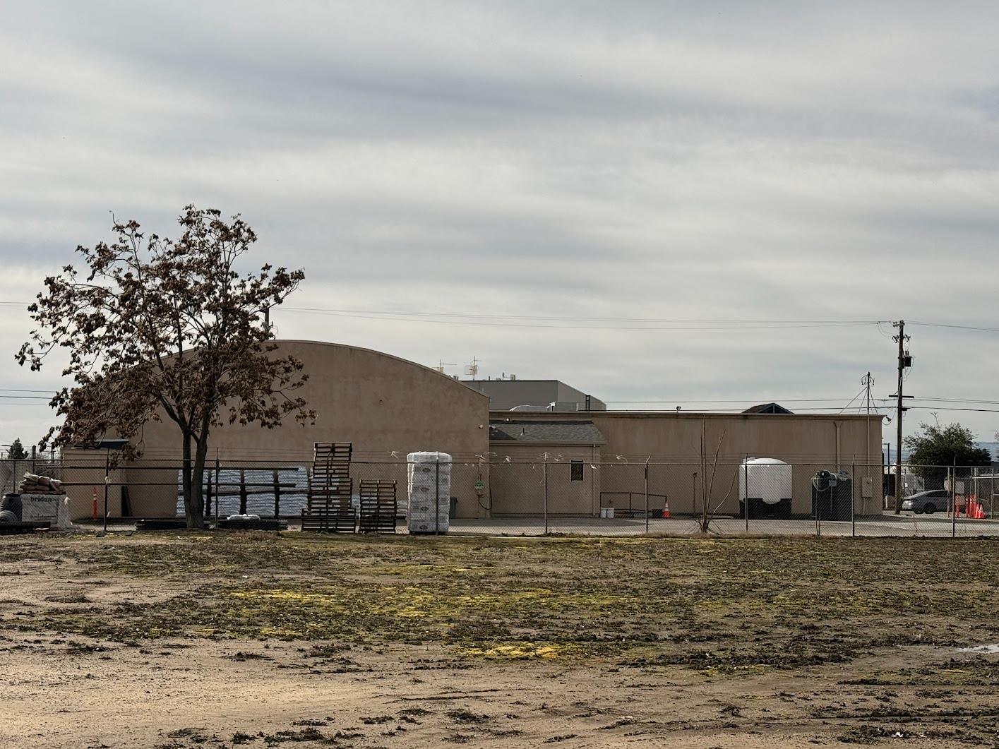 1160 G St, Los Banos, CA 93635