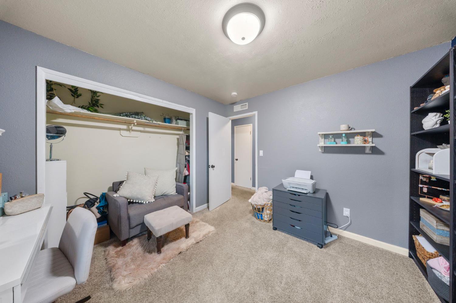 1313 Sharonwood Dr, Modesto, CA 95355