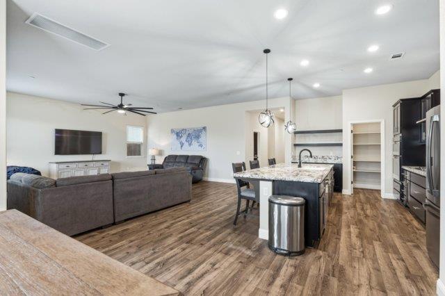 2178 Al Fonseca Ln, Manteca, CA 95337