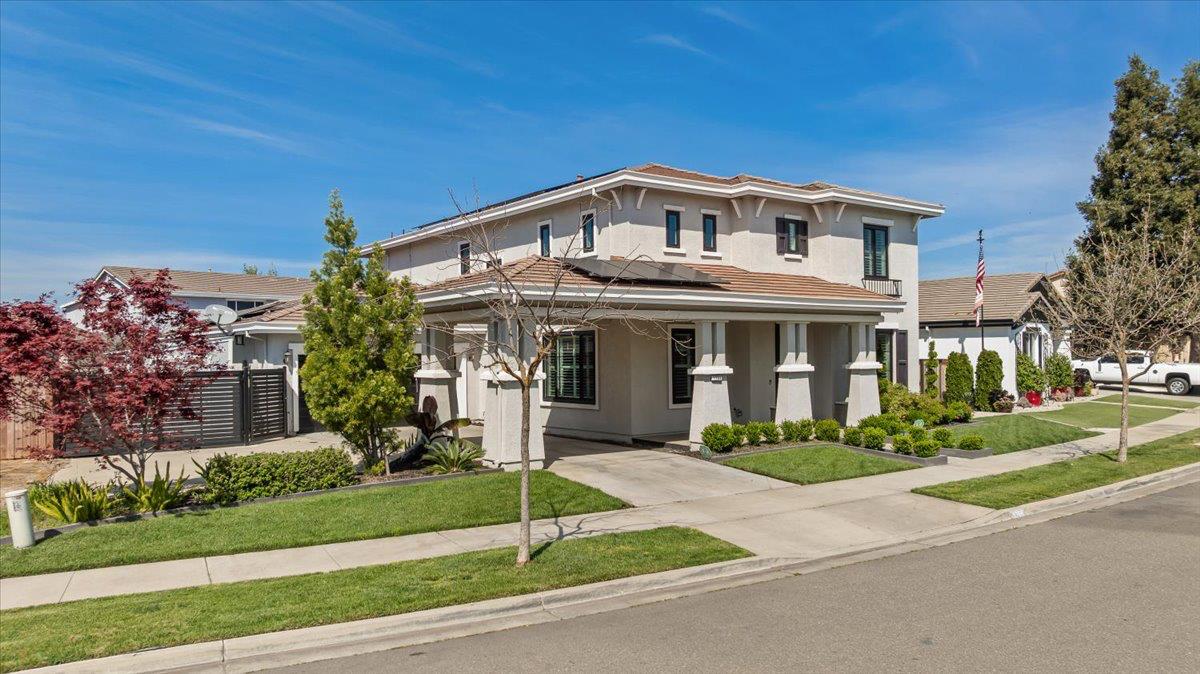 1766 Churchill Downs Cir, Oakdale, CA 95361
