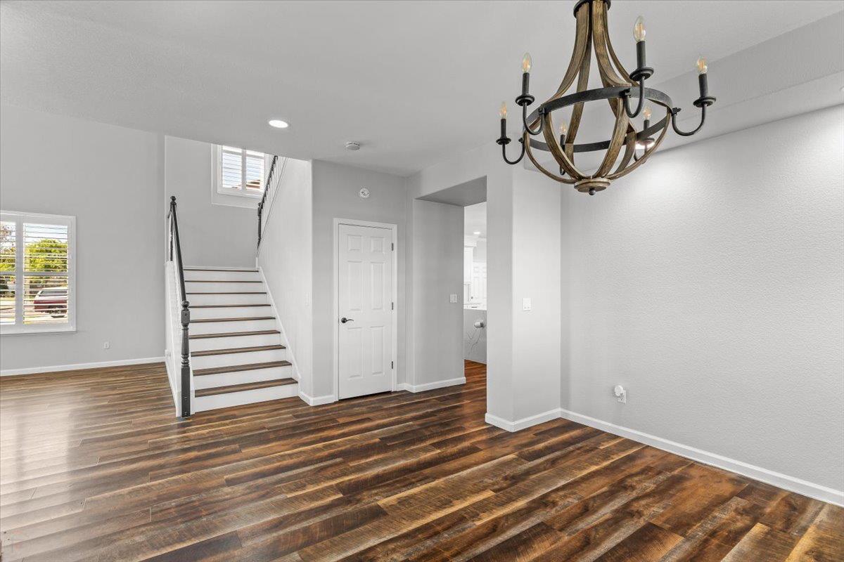 1766 Churchill Downs Cir, Oakdale, CA 95361