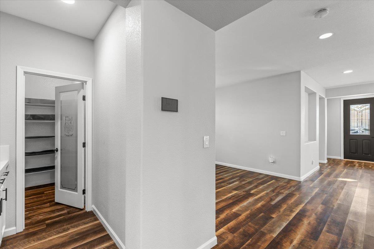 1766 Churchill Downs Cir, Oakdale, CA 95361