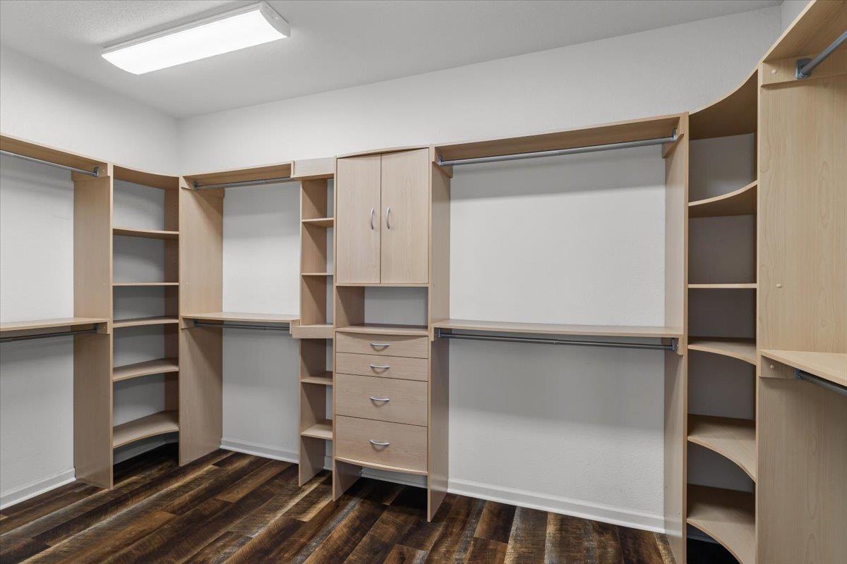 1766 Churchill Downs Cir, Oakdale, CA 95361