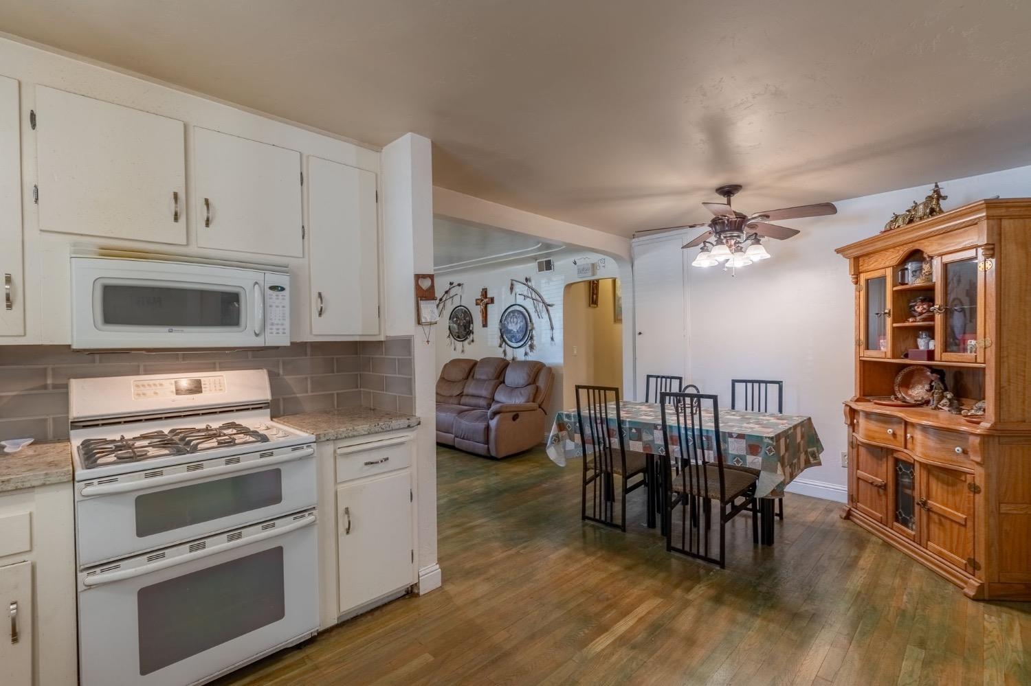 1329 Schulenberg Ave, Modesto, CA 95350