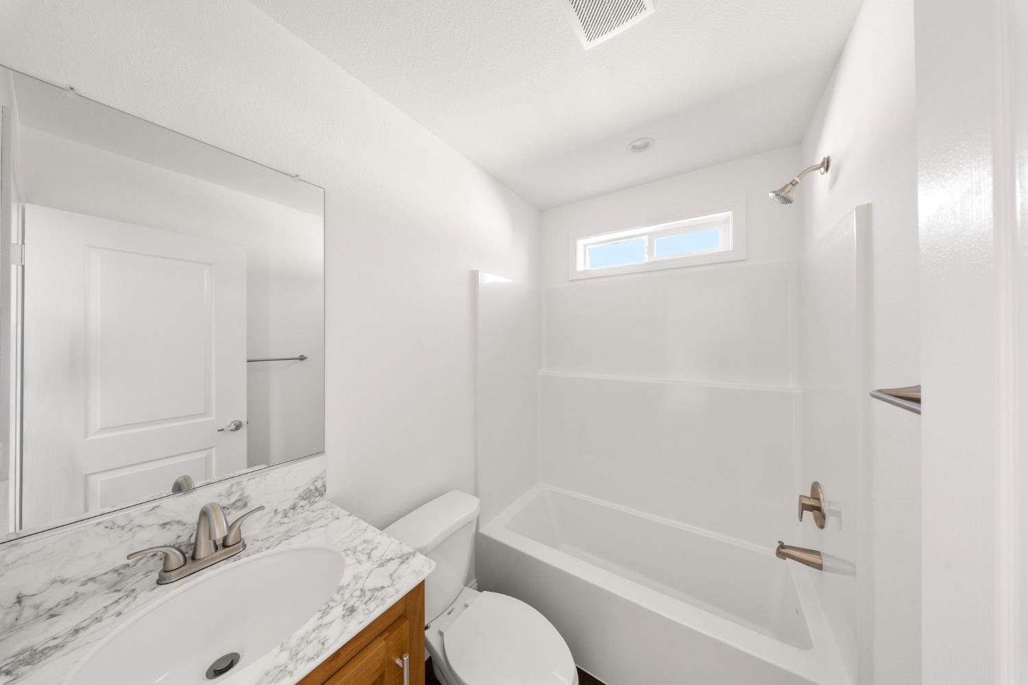 2030 E Grayson Rd #44, Ceres, CA 95307