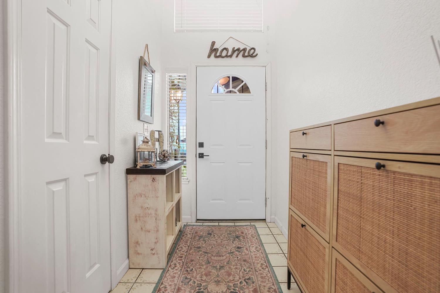 1017 Jayhawk Way, Modesto, CA 95358