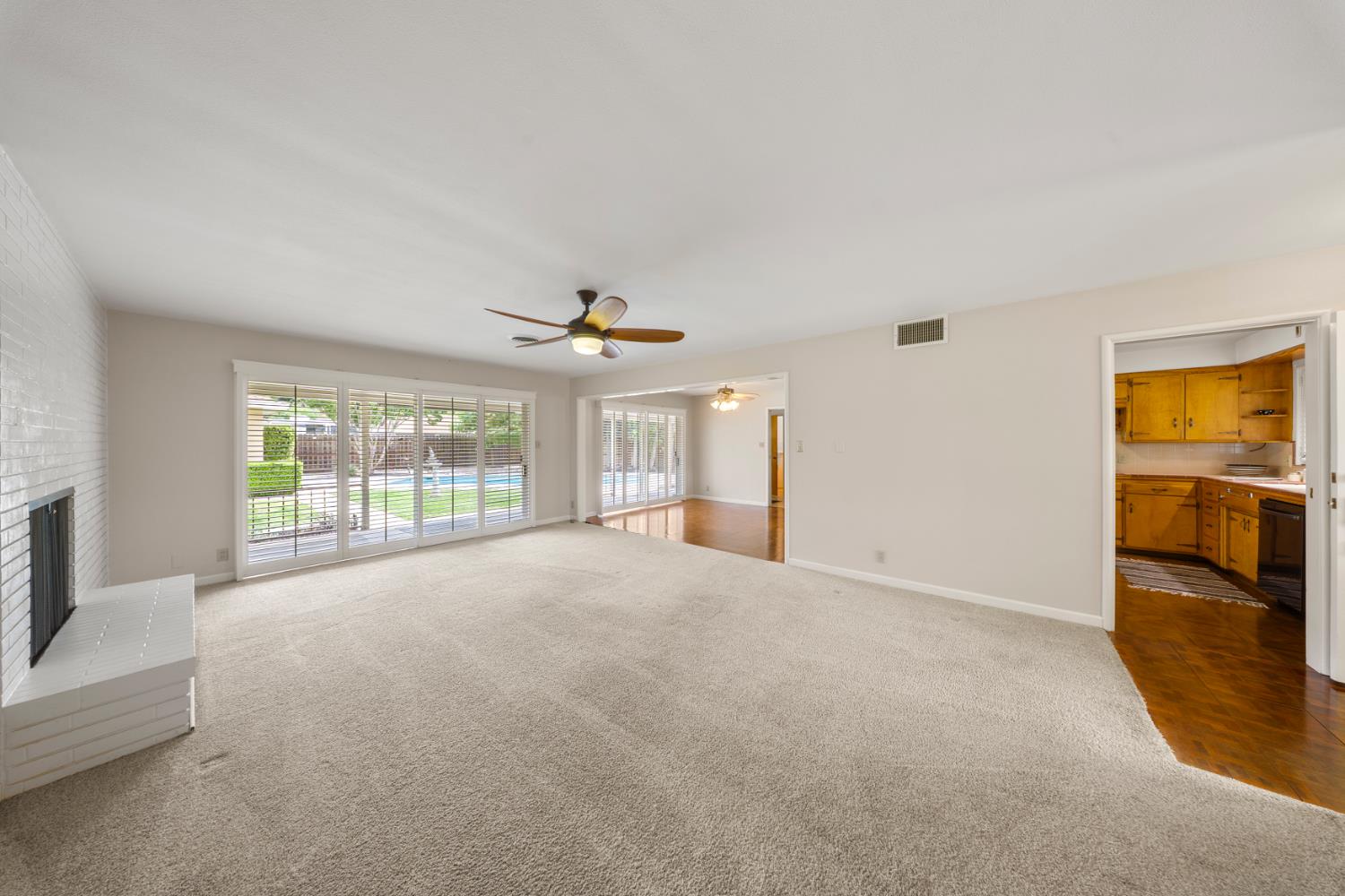 936 College Ave, Modesto, CA 95350