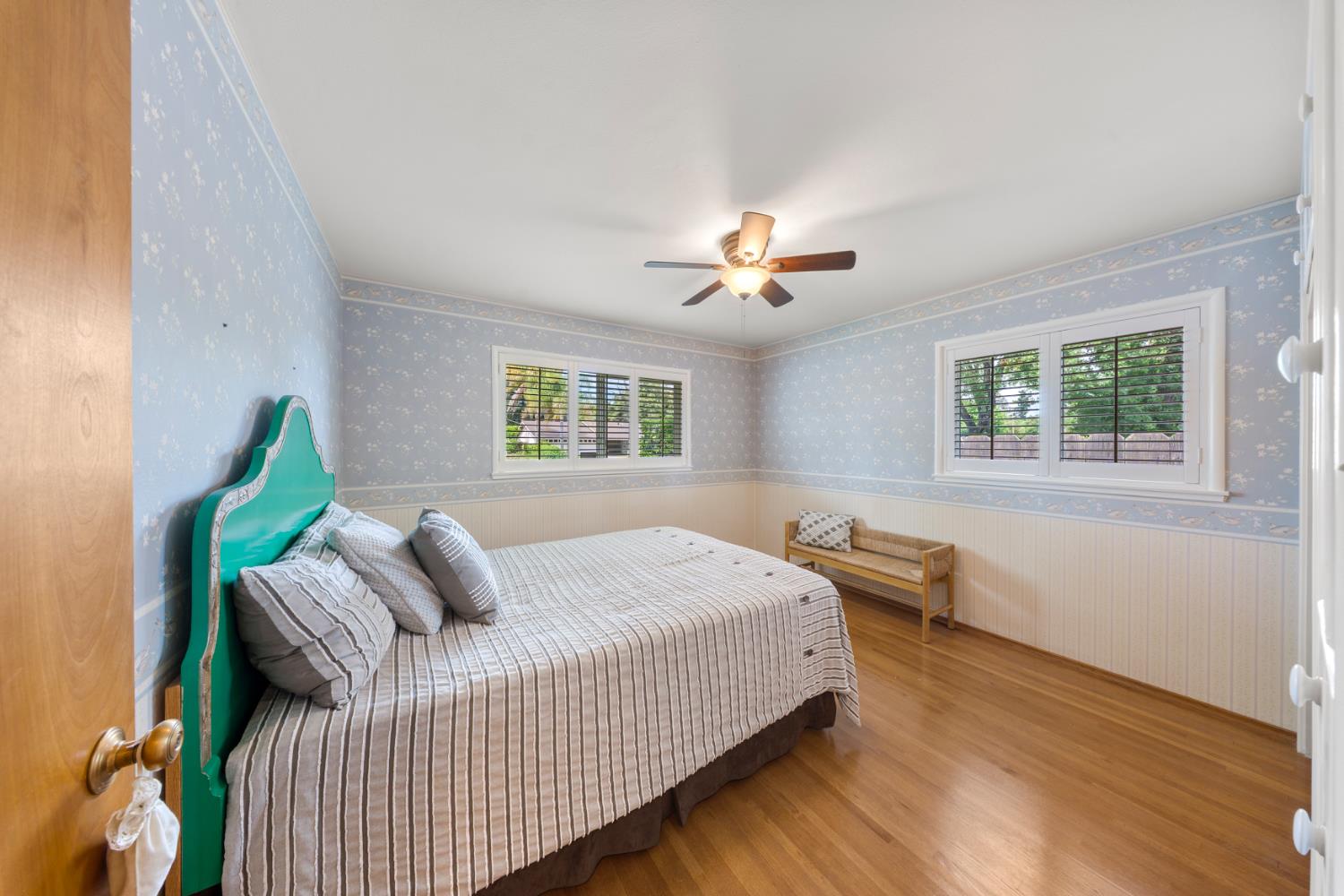 936 College Ave, Modesto, CA 95350