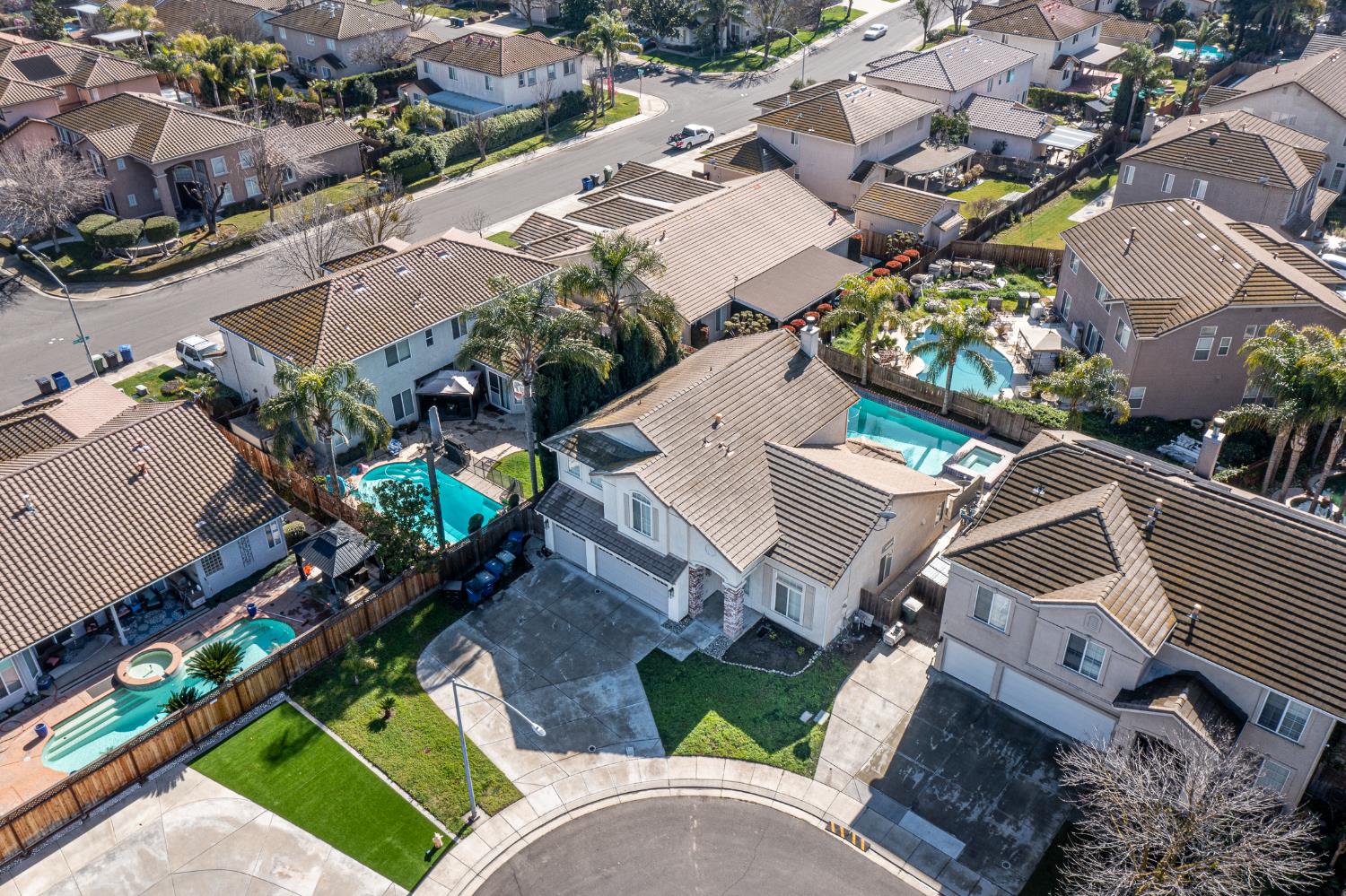 2800 Olympus Ct, Modesto, CA 95356