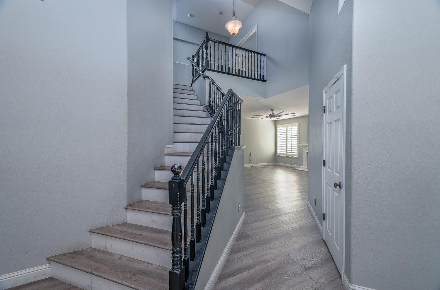 2800 Olympus Ct, Modesto, CA 95356