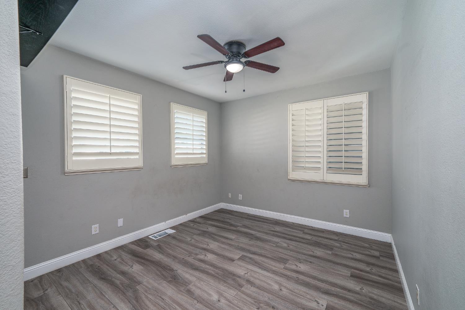 2800 Olympus Ct, Modesto, CA 95356