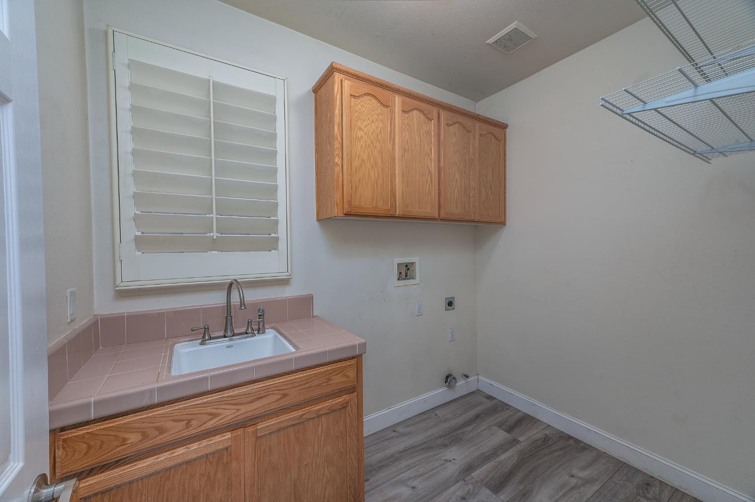 2800 Olympus Ct, Modesto, CA 95356