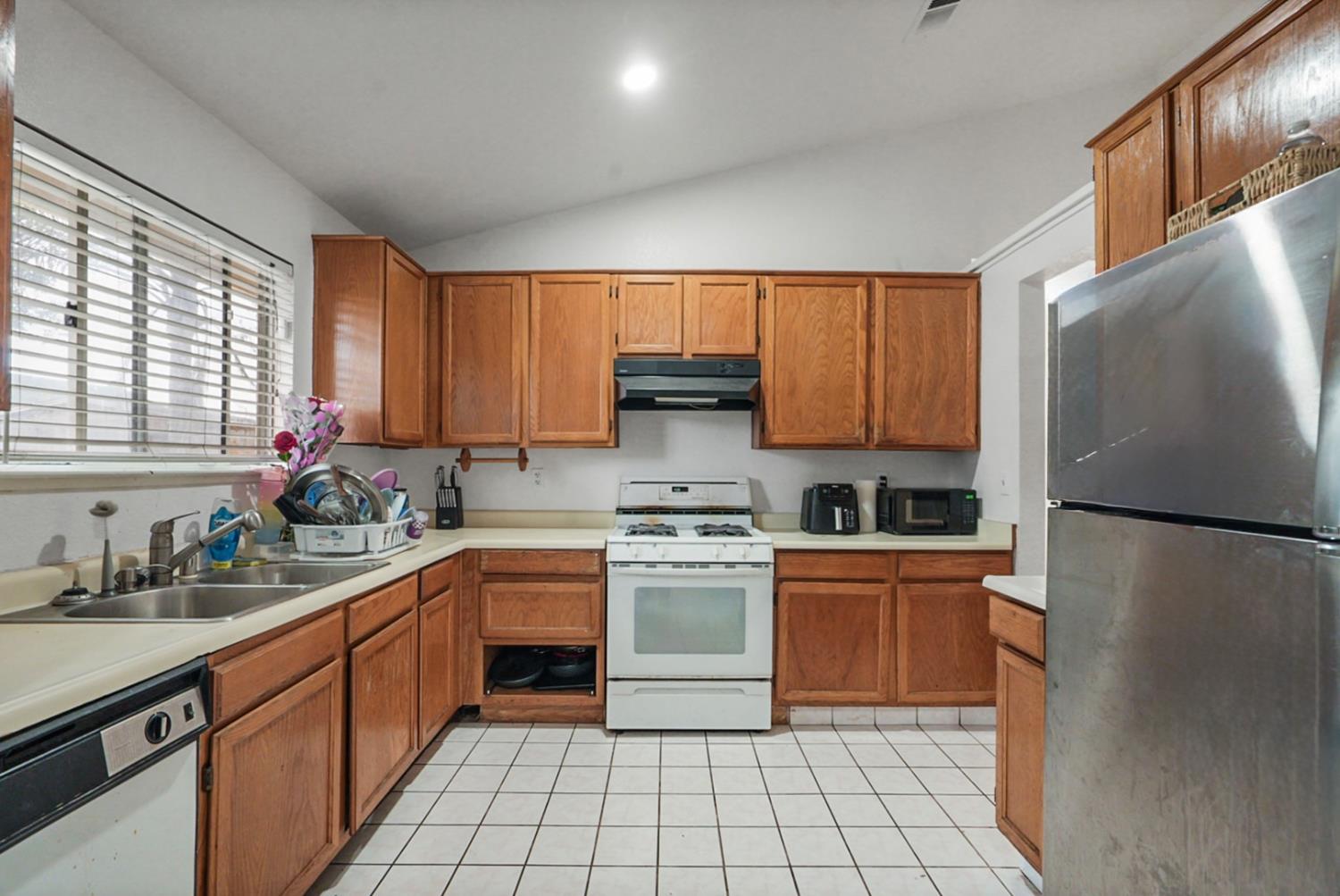 3816 Dano Ct, Ceres, CA 95307