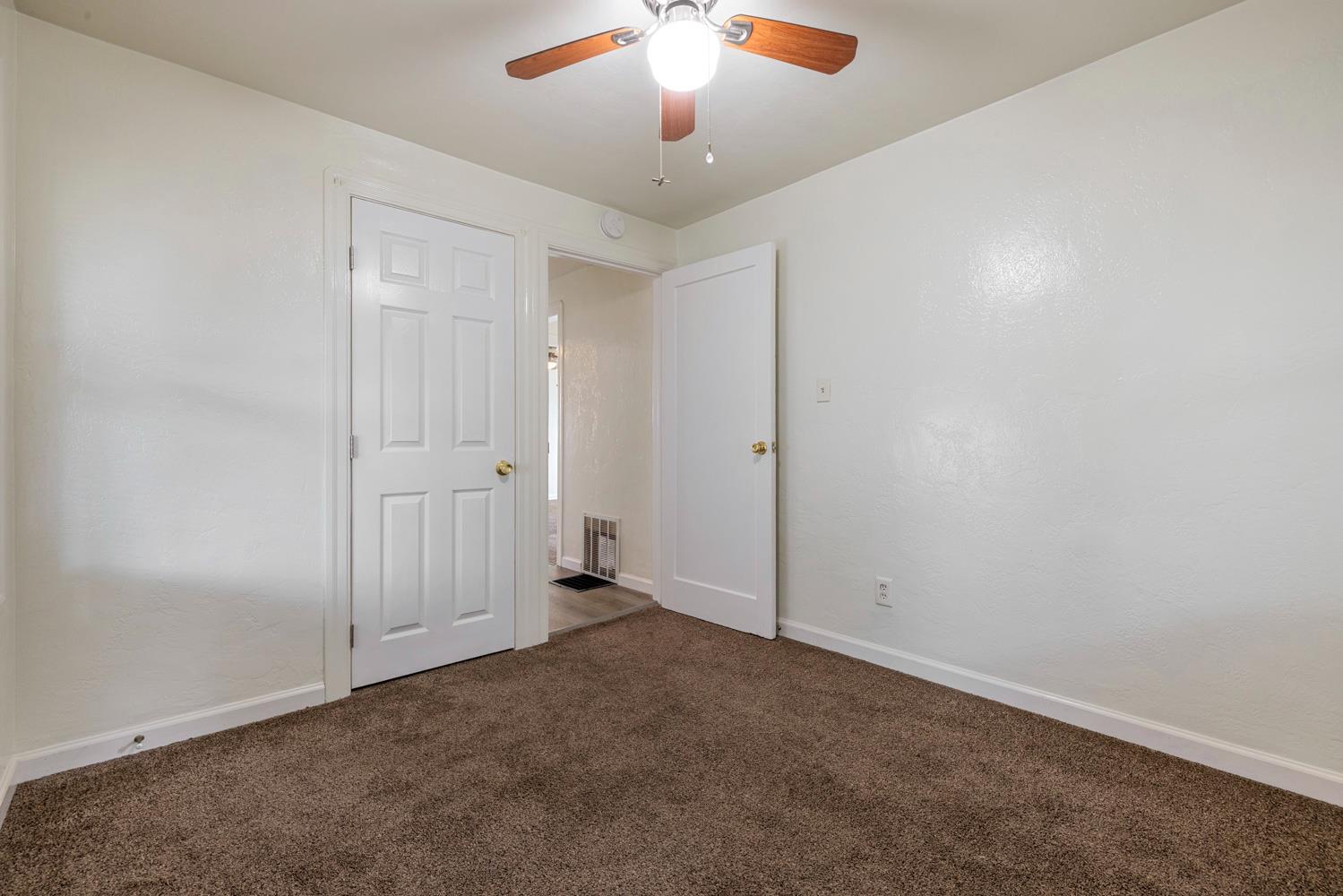 512 N Palm St, Turlock, CA 95380