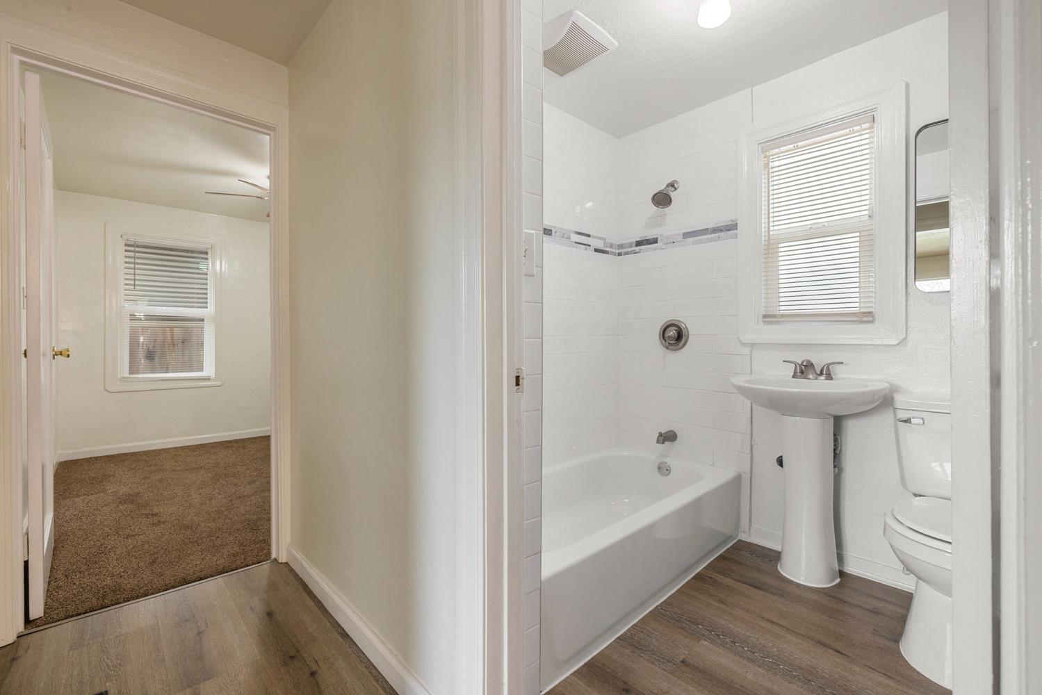 512 N Palm St, Turlock, CA 95380