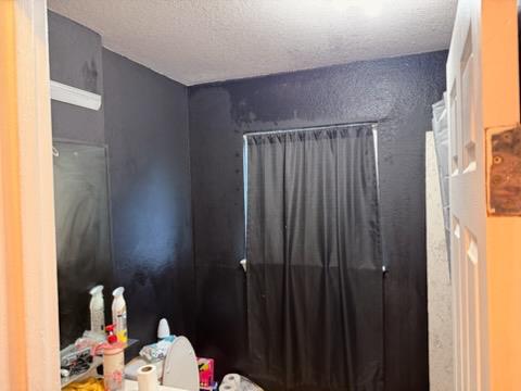 226 226 1/2 Ruberto St, Modesto, CA 95351