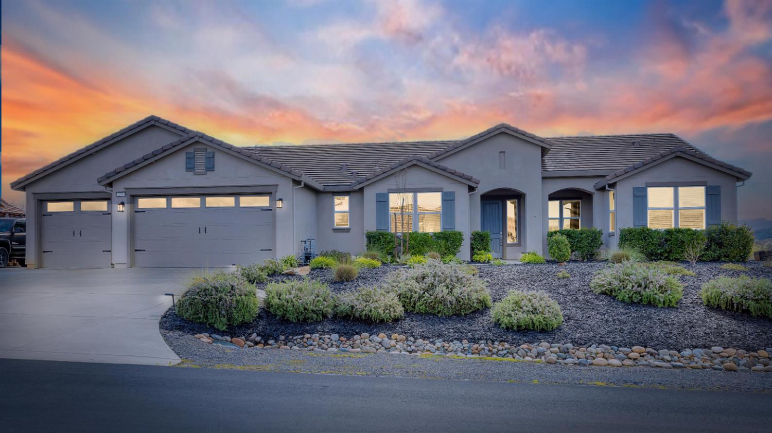 133 Palisades Pl, Copperopolis, CA 95228