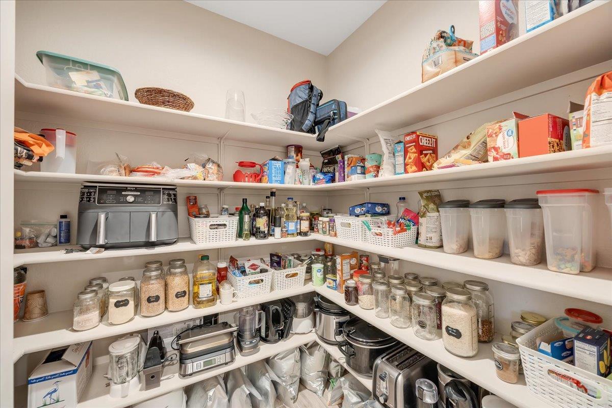 133 Palisades Pl, Copperopolis, CA 95228