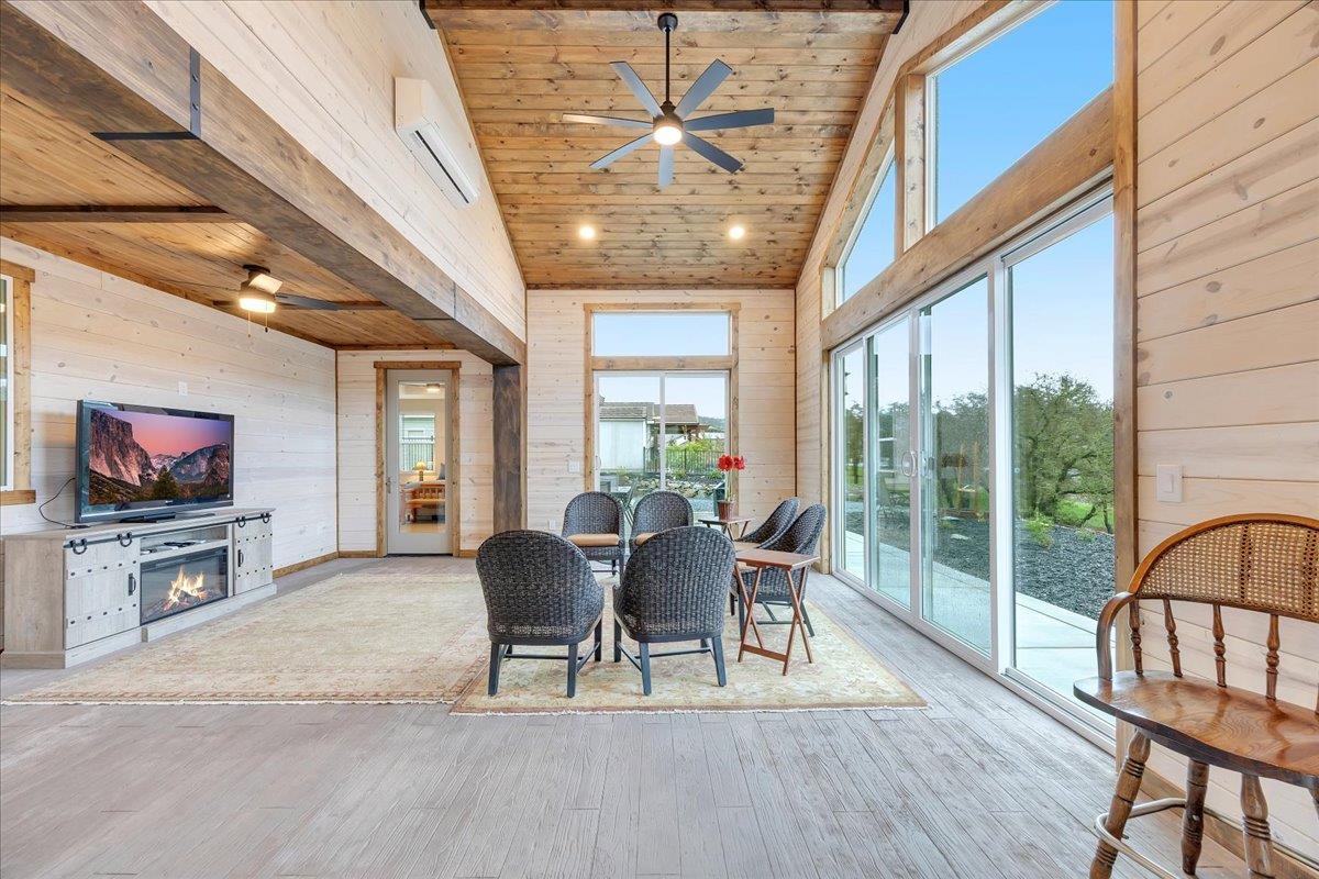 133 Palisades Pl, Copperopolis, CA 95228