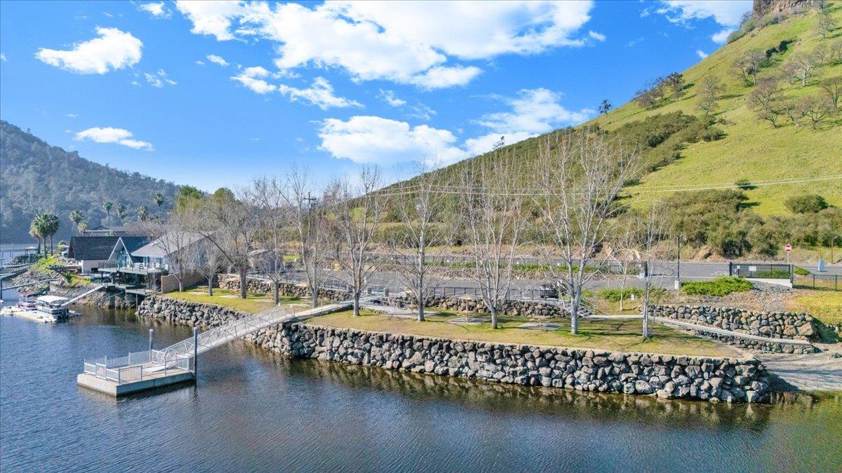 133 Palisades Pl, Copperopolis, CA 95228