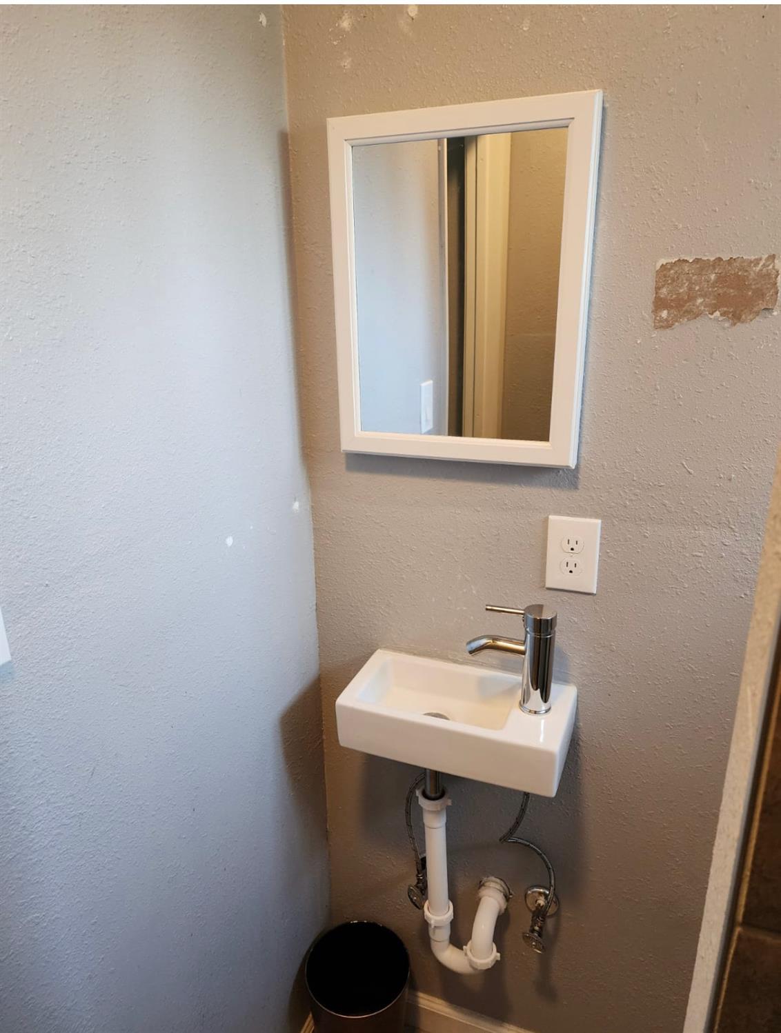 1718 June Dr, Modesto, CA 95350