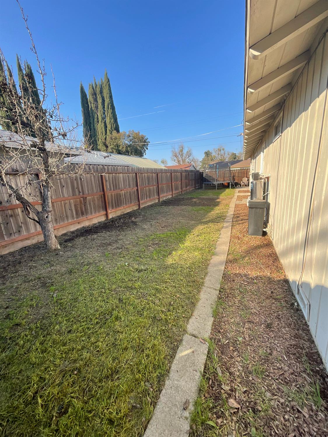 1905 La Cienega Dr., Modesto, CA 95350
