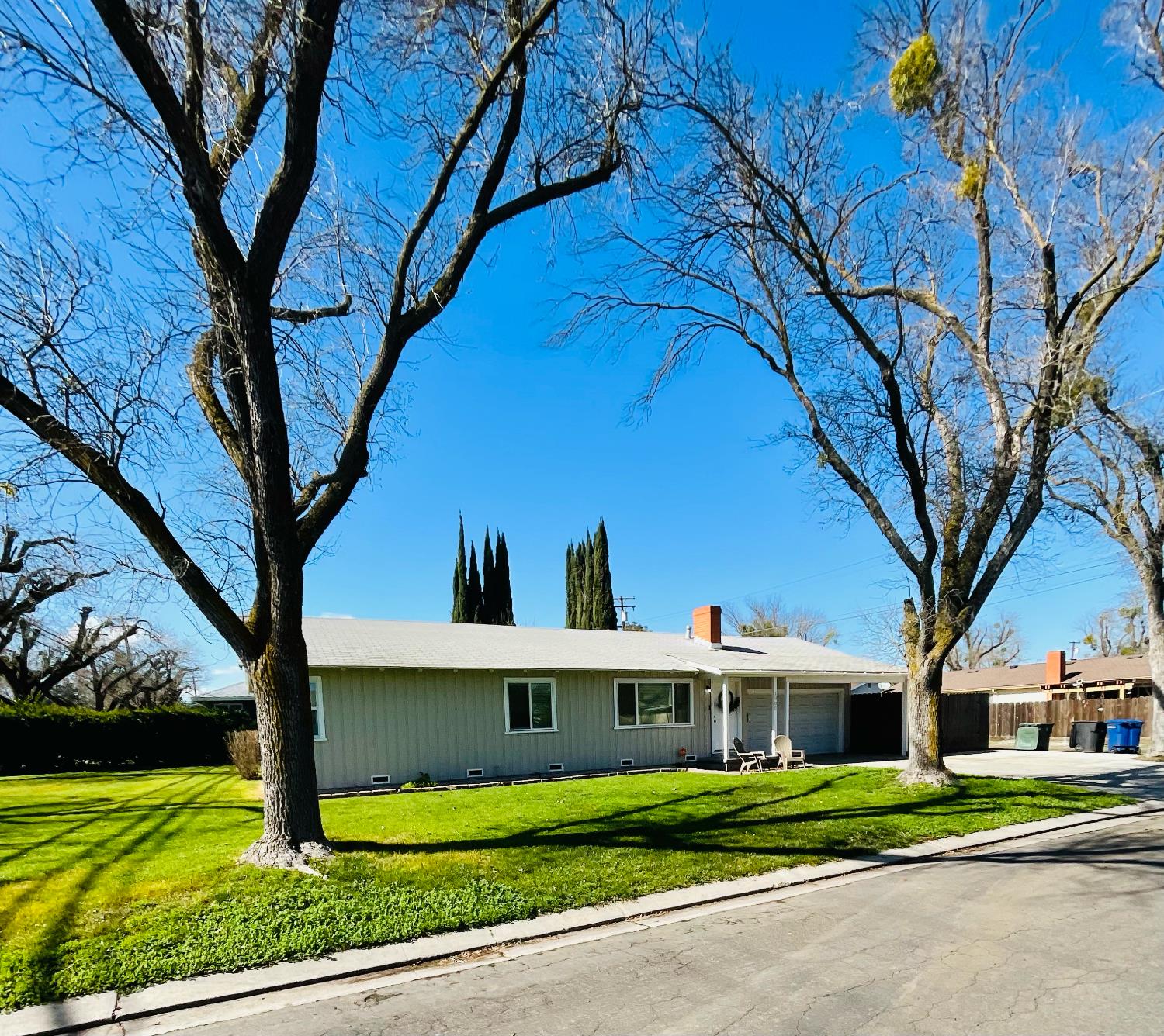 1905 La Cienega Dr., Modesto, CA 95350