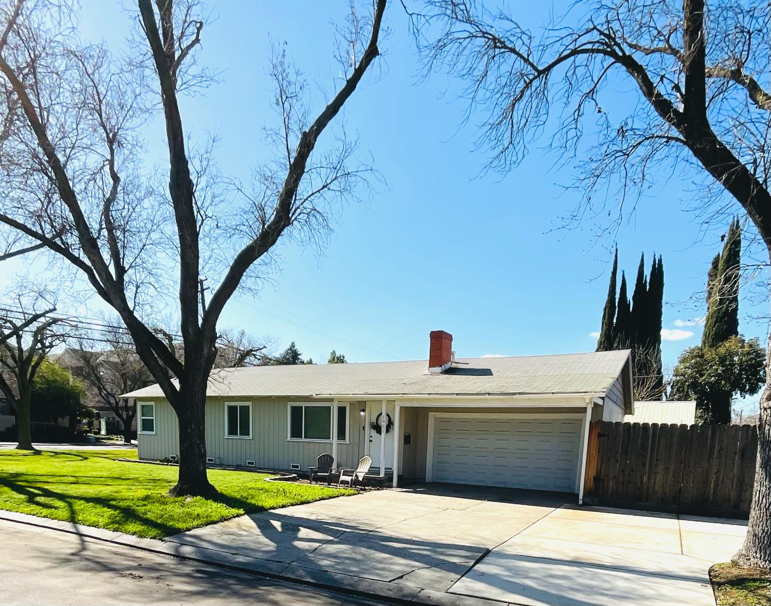 1905 La Cienega Dr., Modesto, CA 95350