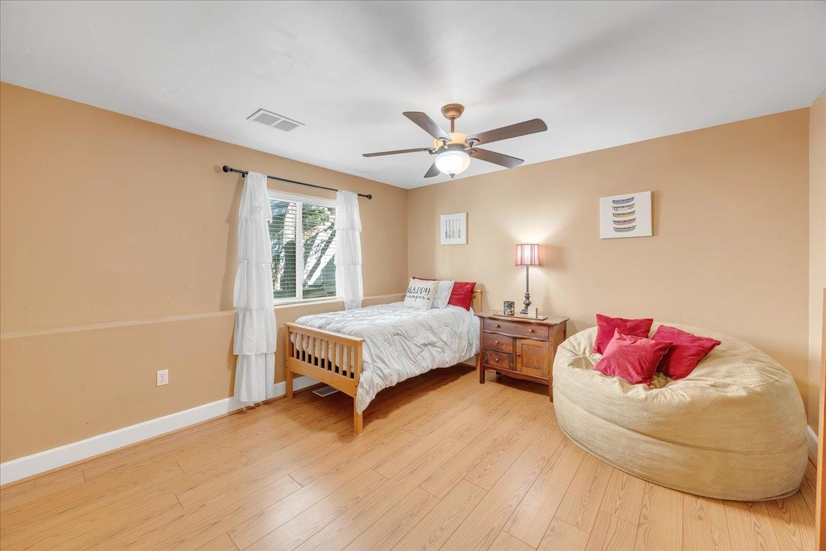 483 Sunrise Rd, Copperopolis, CA 95228