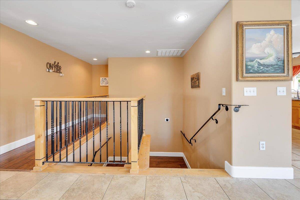 483 Sunrise Rd, Copperopolis, CA 95228