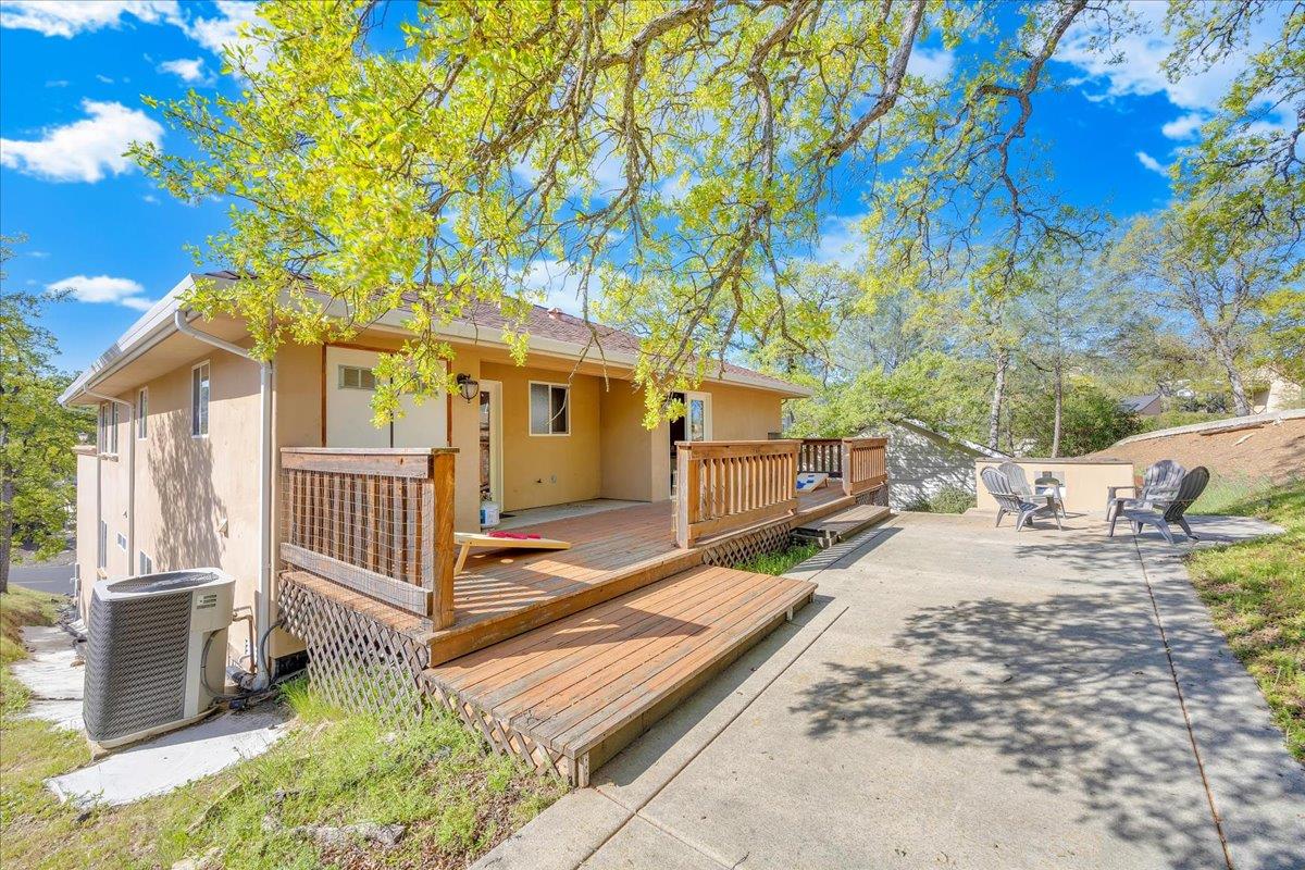 483 Sunrise Rd, Copperopolis, CA 95228