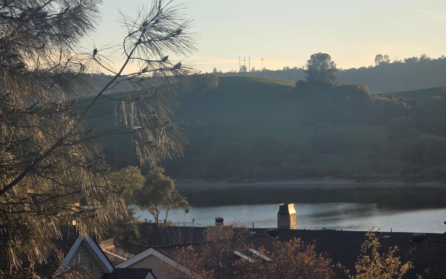 483 Sunrise Rd, Copperopolis, CA 95228