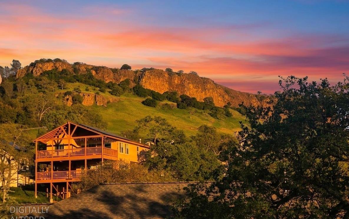 483 Sunrise Rd, Copperopolis, CA 95228