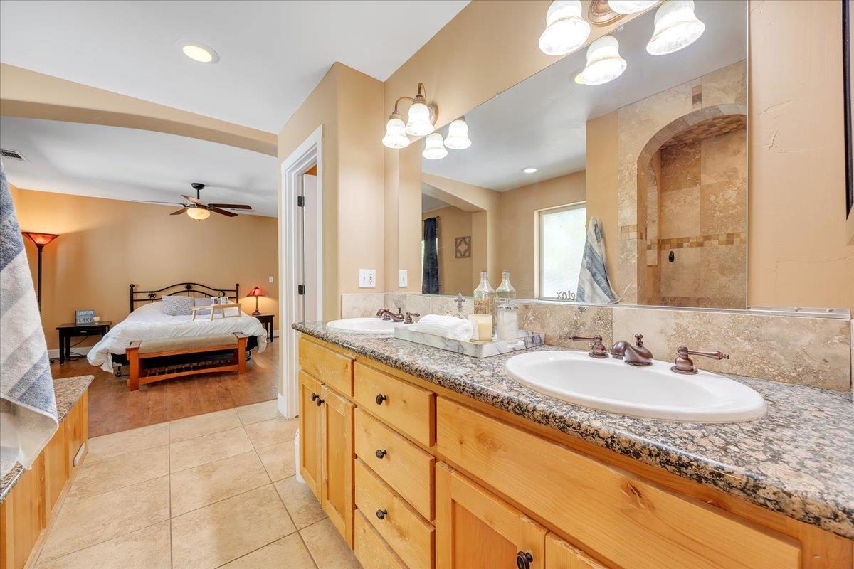 483 Sunrise Rd, Copperopolis, CA 95228