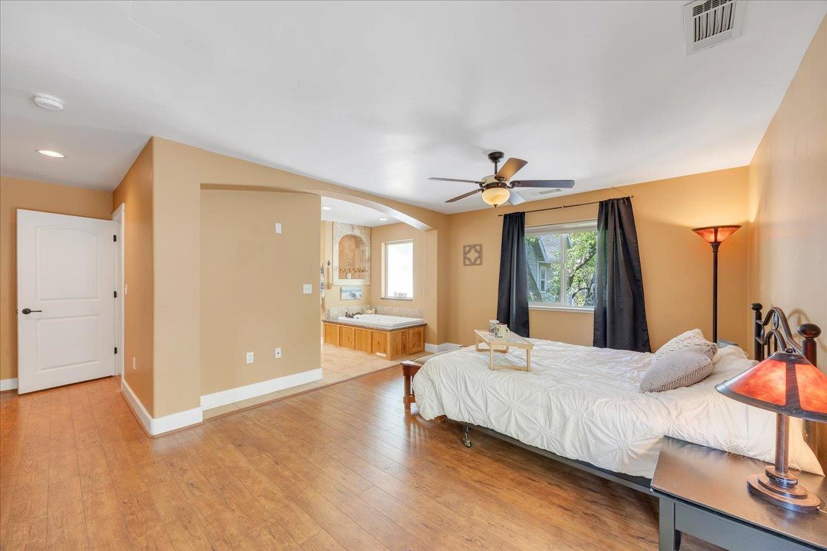 483 Sunrise Rd, Copperopolis, CA 95228