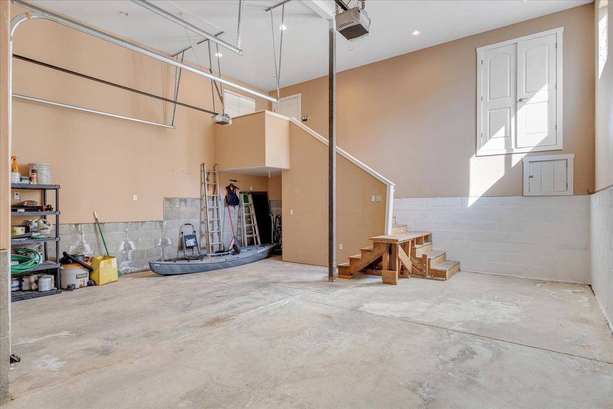 483 Sunrise Rd, Copperopolis, CA 95228