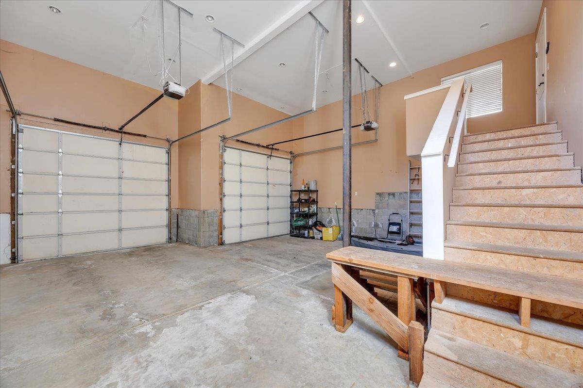 483 Sunrise Rd, Copperopolis, CA 95228